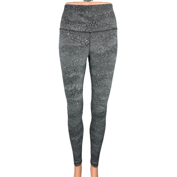 Lululemon Black White Printed Geometric Yoga Workout Athletic Leggings Size M - Picture 1 of 4